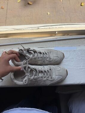 Larroude Stella Sneaker